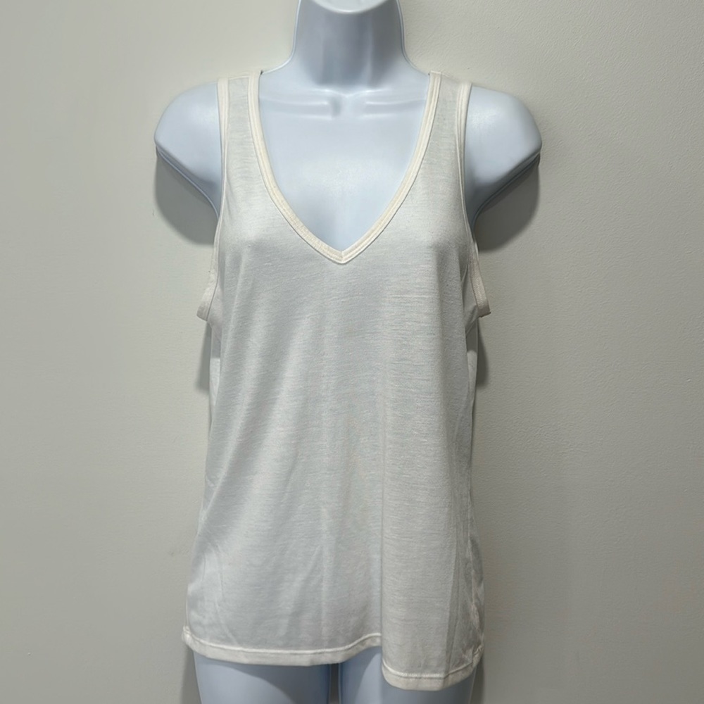Open back Victoria Sport tank